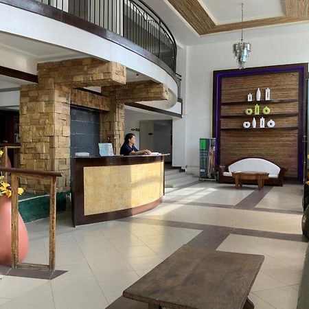 Tlt Condotl At Kiener Hills Condominium Lapu-Lapu City Exterior photo
